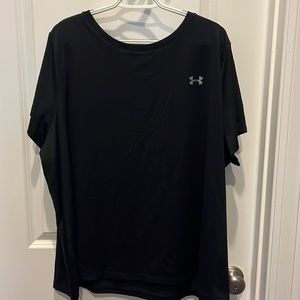Under Armour. Plus size. Heat Gear Loose Scoop Neck Top. Size 3x.